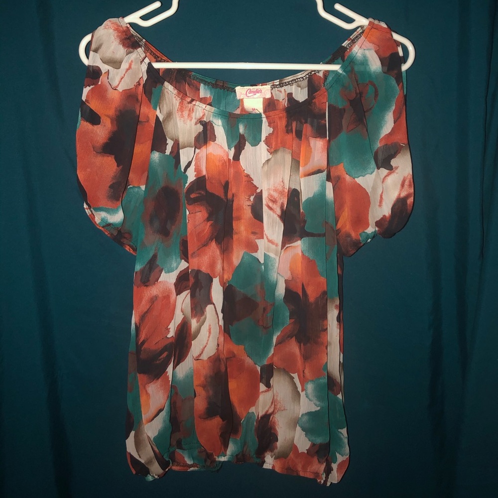Candie’s medium sheer multicolored blouse